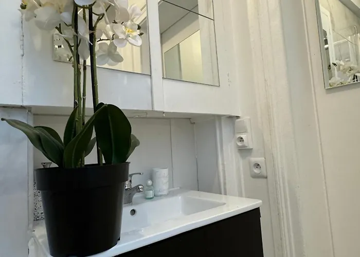 Lejlighed Invalides By Edelsam